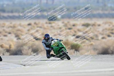 media/Dec-07-2025-CVMA (Sun) [[3e7d2de5dc]]/Race 12- Formula 40 MW and LW/